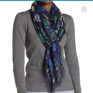 Authentic Alexander McQueen Blue Skull Print Box Scarf